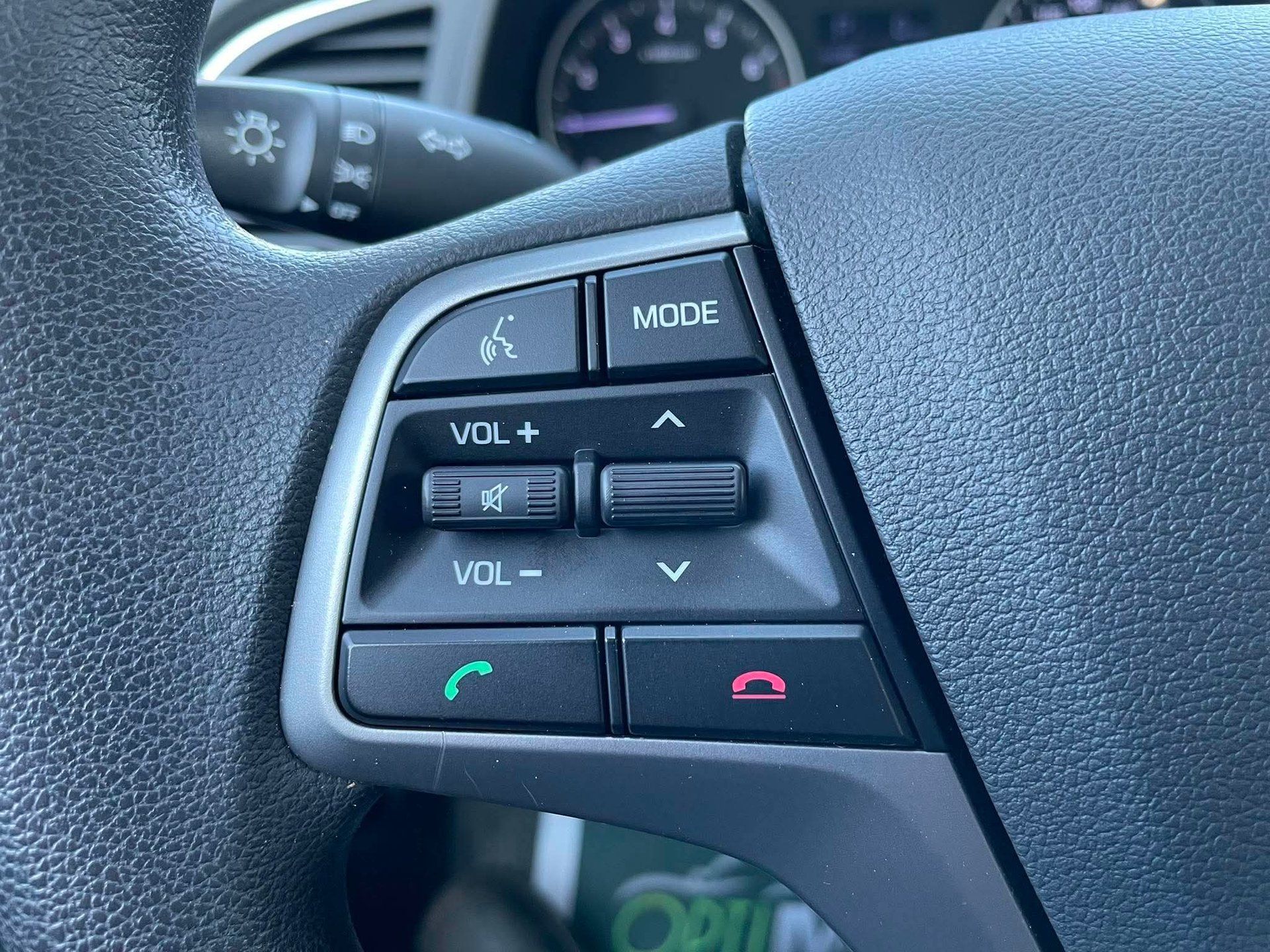 Hyundai Elantra 2017 - Image 13
