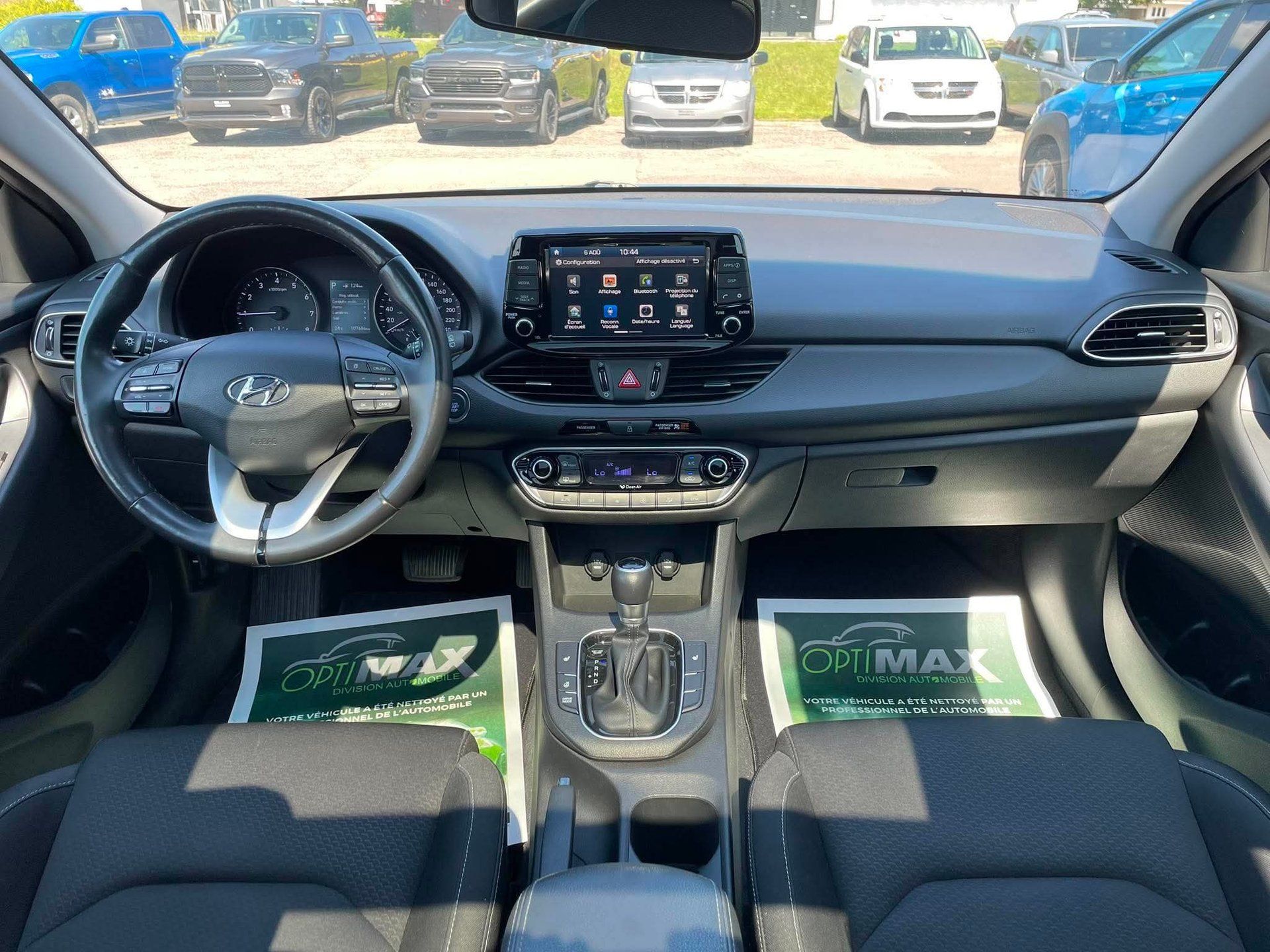 Hyundai Elantra GT 2018 - Image 6