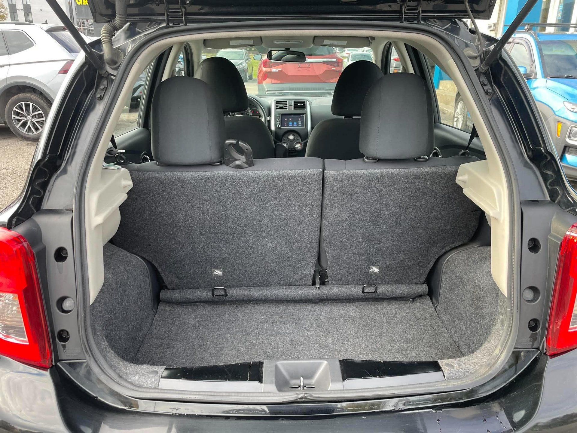 Nissan Micra 2018 - Image 9 