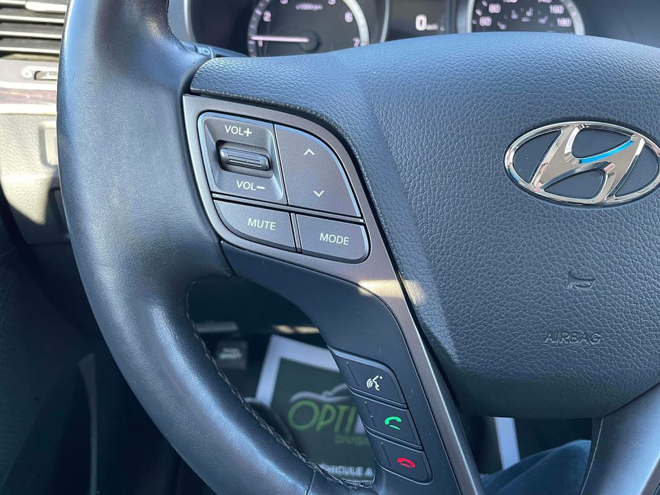 Hyundai Santa Fe Sport 2017 - Image 17