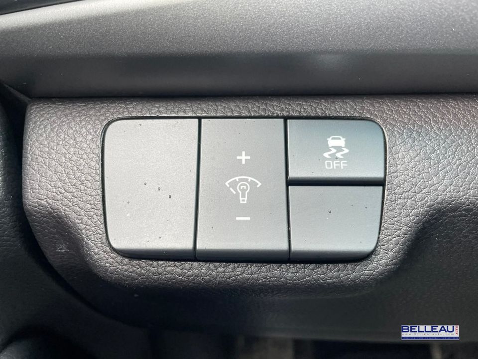 KIA Rio 5-Door 2022 - Image 14