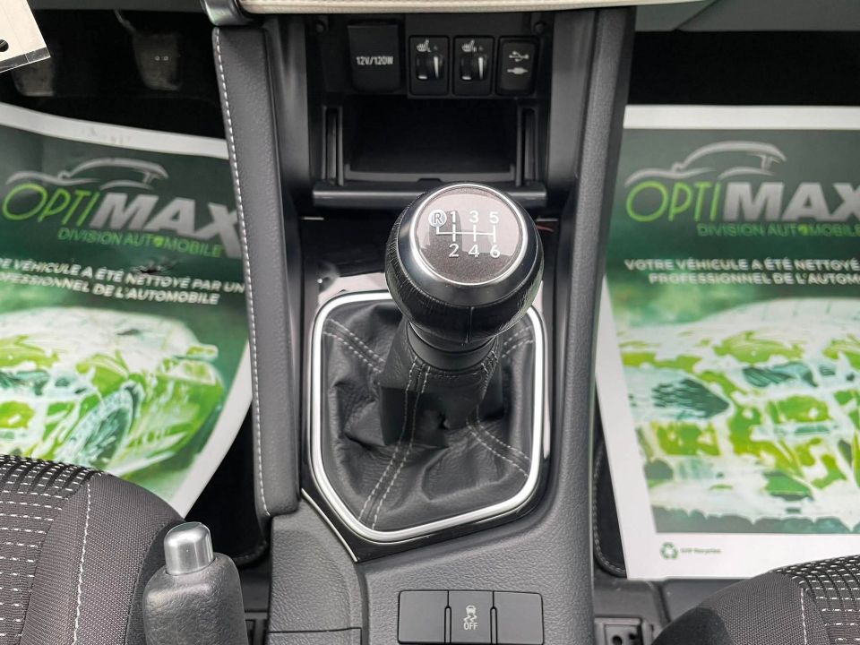 Toyota Corolla iM 2017 - Image 13