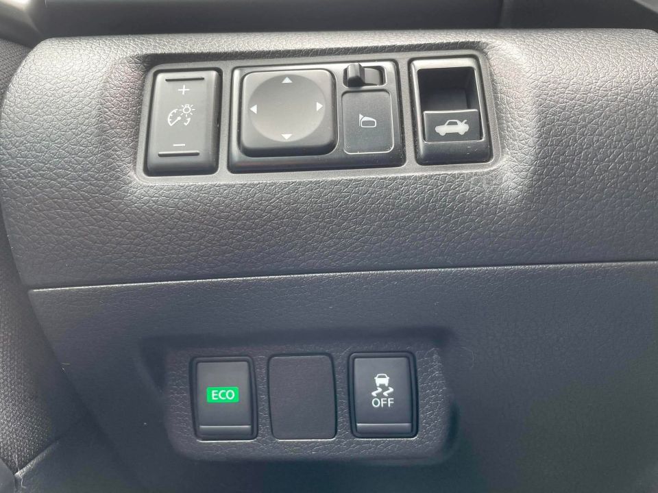 Nissan Sentra 2019 - Image 8