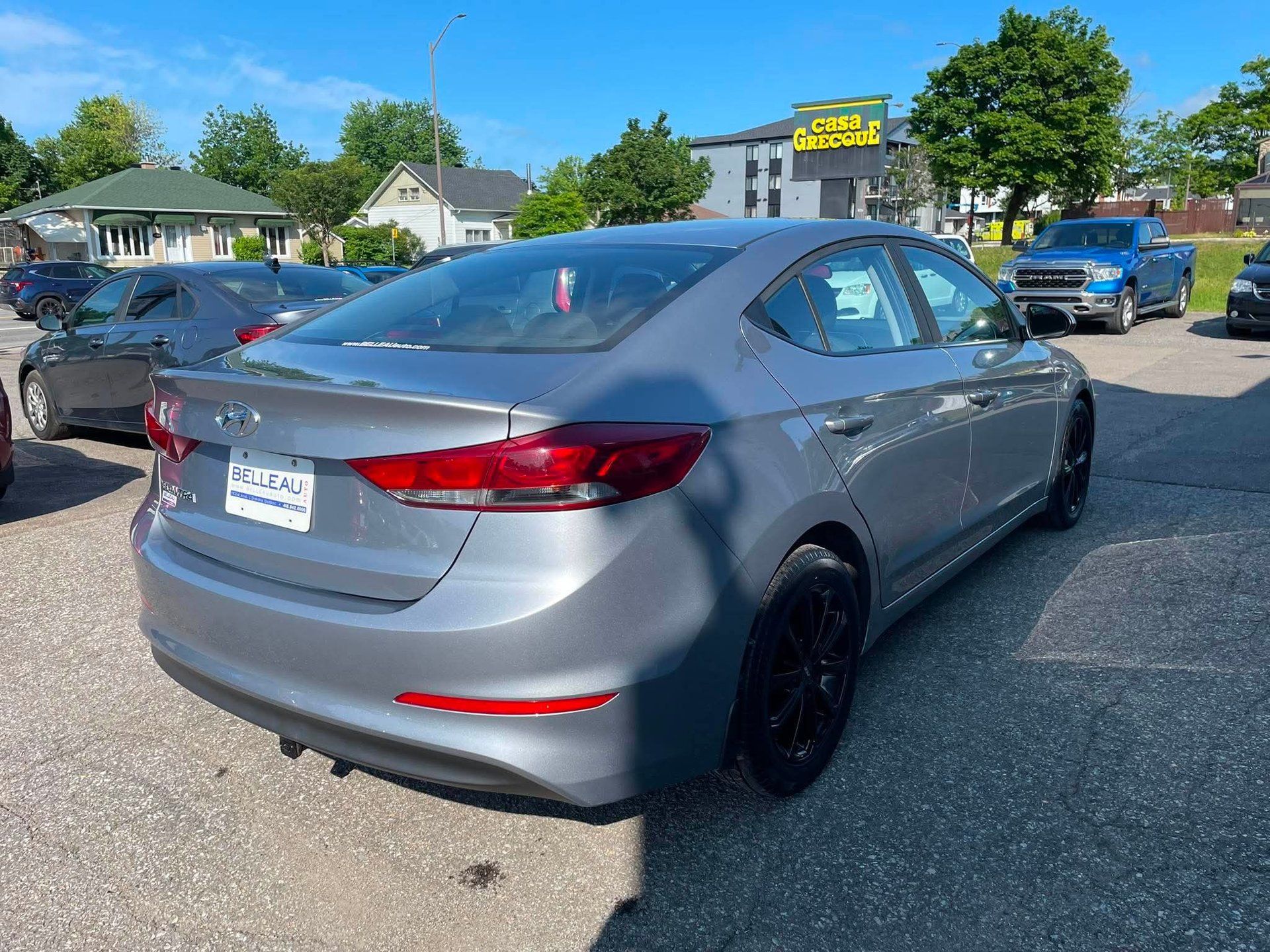 Hyundai Elantra 2017 - Thumbnail 3